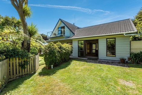 Photo of property in 33 Paremata Haywards Road, Pauatahanui, Porirua, 5381