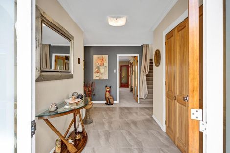 Photo of property in 50 Leslie Street, Waitara, 4320