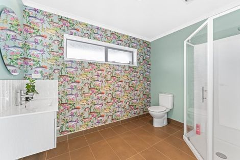 Photo of property in 7a Justin Place, Te Atatu Peninsula, Auckland, 0610