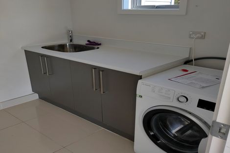 Photo of property in 7 Walnut Grove, Alexandra, 9320