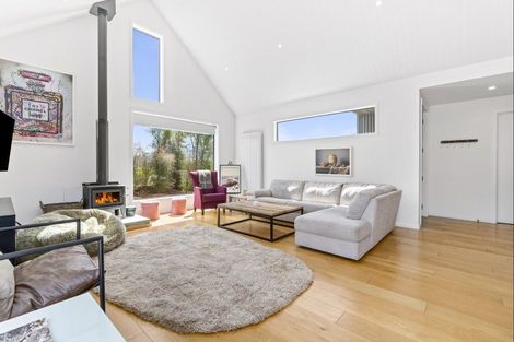 Photo of property in 22 Robrosa Street, Wanaka, 9305