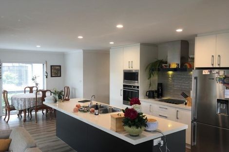 Photo of property in 30 Harding Drive, Papamoa Beach, Papamoa, 3118