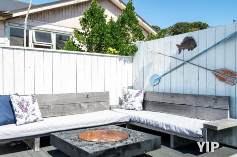 Photo of property in 30 Pukerua Beach Road, Pukerua Bay, 5026