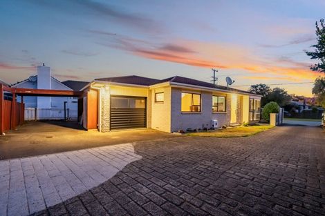 Photo of property in 1/63 Fraser Crescent, Elderslea, Upper Hutt, 5018