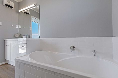 Photo of property in 499 Grahams Beach Road, Manukau Heads, Waiuku, 2684