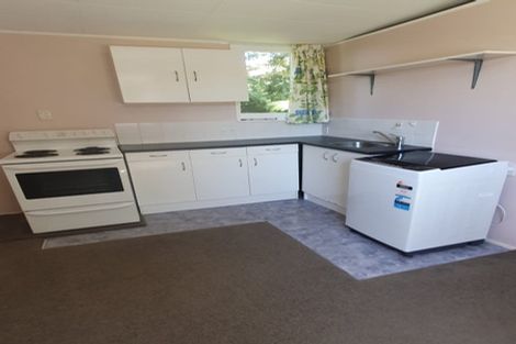 Photo of property in 16 Glencoe Road, Browns Bay, Auckland, 0630