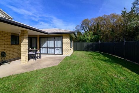 Photo of property in 56/64 Kawaha Point Road, Kawaha Point, Rotorua, 3010