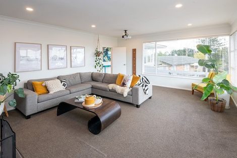 Photo of property in 1/12 Howe Street, Howick, Auckland, 2014