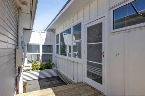 Photo of property in 63 Brois Street, Frankleigh Park, New Plymouth, 4310
