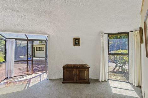 Photo of property in 254 Memorial Avenue, Burnside, Christchurch, 8053