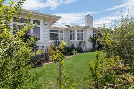 Photo of property in 36 Pukepapa Road, Marton, 4710