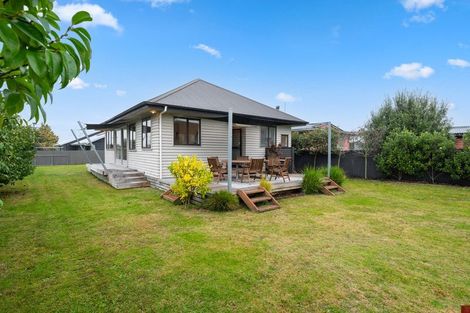 Photo of property in 100 Rangatira Drive, Mangakino, 3421