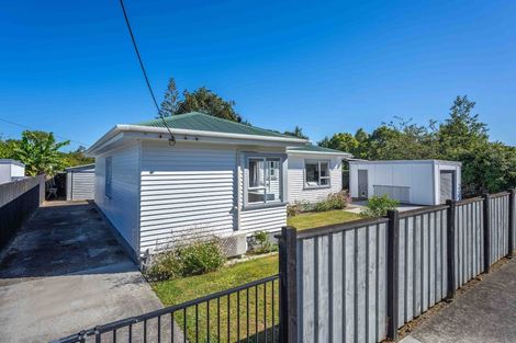 Photo of property in 6 Anzac Road, Otaki, 5512