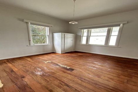 Photo of property in 28 Seddon Street, Levin, 5510