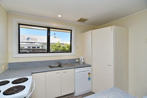 Photo of property in 5 Mortlake Street, Islington, Christchurch, 8042