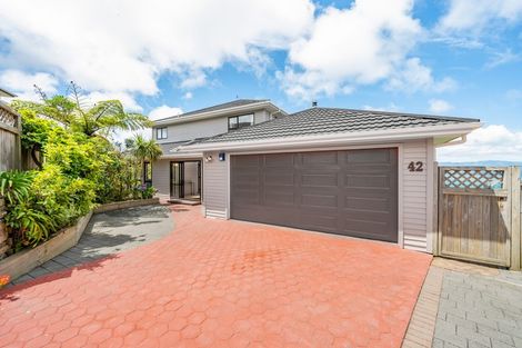 Photo of property in 42 Gurkha Crescent, Khandallah, Wellington, 6035