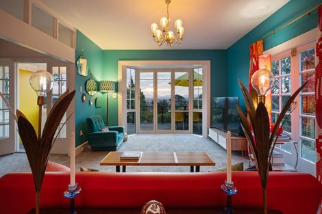 Photo of property in 83 Hackthorne Road, Cashmere, Christchurch, 8022