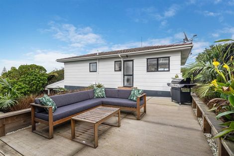 Photo of property in 13 Benchmark Drive, Massey, Auckland, 0614