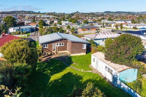 Photo of property in 39 President Avenue, Papakura, 2110