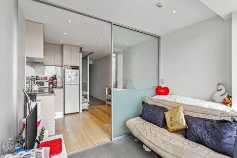 Photo of property in Queen's Residences, 1702/8 Airedale Street, Auckland Central, Auckland, 1010