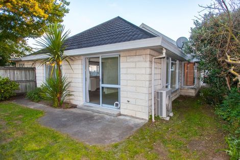 Photo of property in 15a Radnor Street, St Albans, Christchurch, 8014