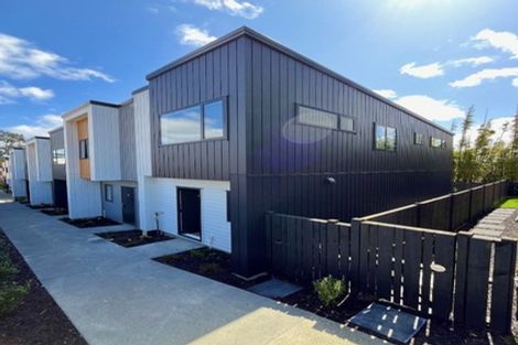 Photo of property in 25 Don Oliver Lane, Glen Eden, 0602