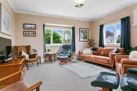 Photo of property in 12 Grosvenor Street, Cambridge, 3434