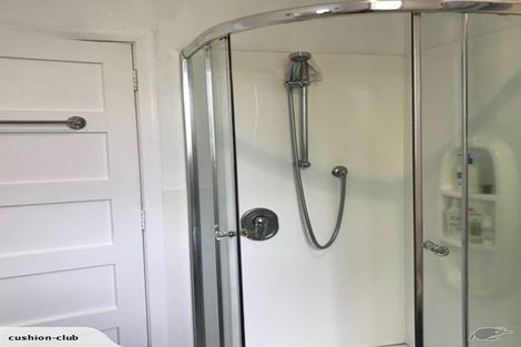 Photo of property in 15 Rukutai Street, Orakei, Auckland, 1071