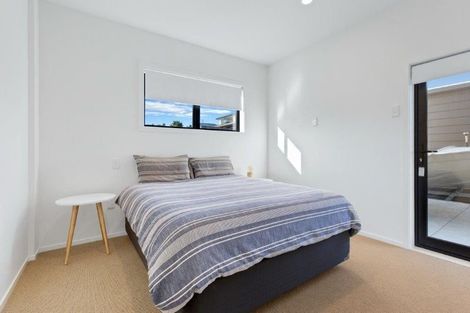 Photo of property in 1046b Papamoa Beach Road, Papamoa Beach, Papamoa, 3118