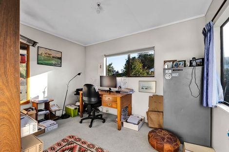 Photo of property in 1274 Egmont Road, Egmont Village, New Plymouth, 4372