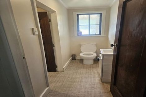 Photo of property in 414 Stokes Valley Road, Stokes Valley, Lower Hutt, 5019