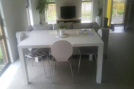 Photo of property in 1/54 Highland Park Drive, Highland Park, Auckland, 2010