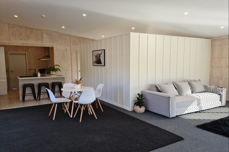 Photo of property in 114 Bombay Road, Bombay, 2675