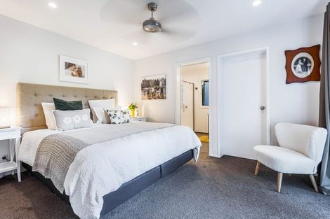 Photo of property in 6 Sunnyview Road, Greenhithe, Auckland, 0632