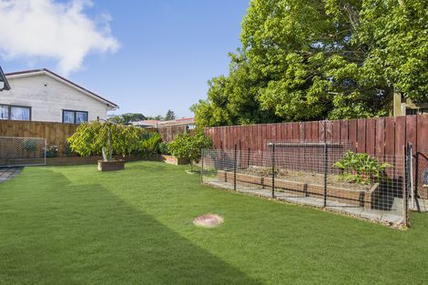 Photo of property in 8 Orakau Road, Mangere East, Auckland, 2024