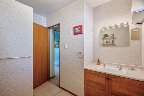 Photo of property in 59 Kirk Street, Otaki, 5512