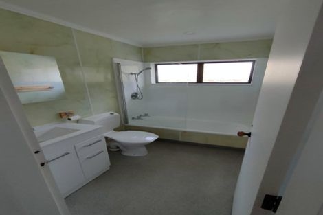 Photo of property in 13b Franklyn Road, Tawa, Wellington, 5028