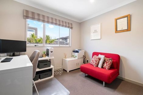 Photo of property in 42 Aberley Road, Schnapper Rock, Auckland, 0632