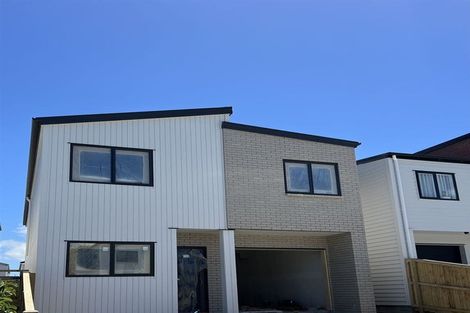 Photo of property in 31 Coast Garden Drive, Hobsonville, Auckland, 0616