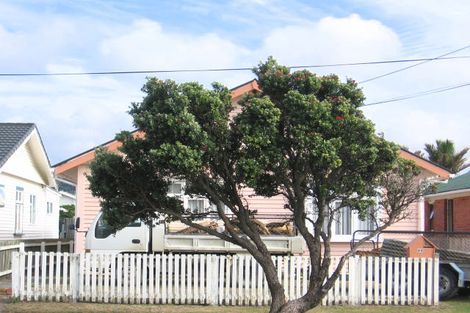 Photo of property in 49 Kauri Street, Miramar, Wellington, 6022