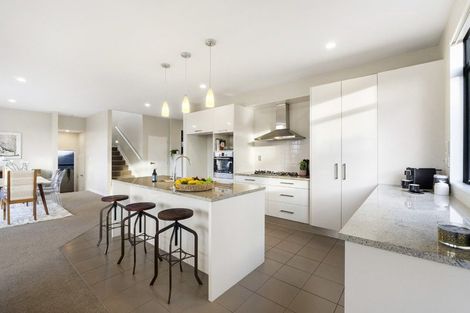Photo of property in 16 Oak View Terrace, Schnapper Rock, Auckland, 0632