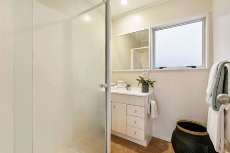 Photo of property in 2/552 Richardson Road, Mount Roskill, Auckland, 1041
