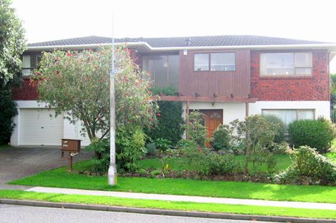 Photo of property in 45 Maxwelton Drive, Mairangi Bay, Auckland, 0630