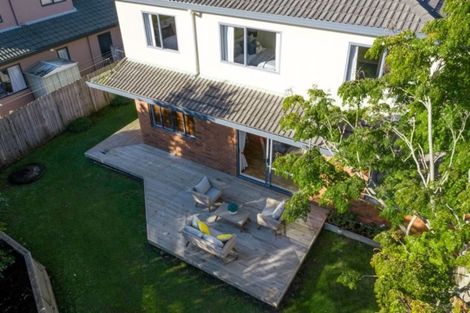 Photo of property in 15 Renlee Place, Shelly Park, Auckland, 2014