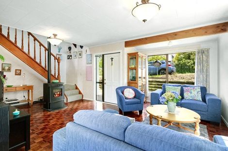 Photo of property in 6 Westra View, Tawa, Wellington, 5028