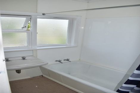 Photo of property in 11 Kauri Street, Levin, 5510