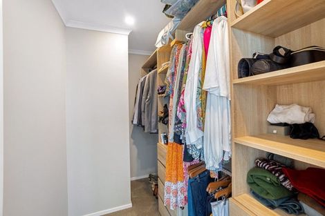 Photo of property in 48a Amorino Drive, Red Beach, 0932