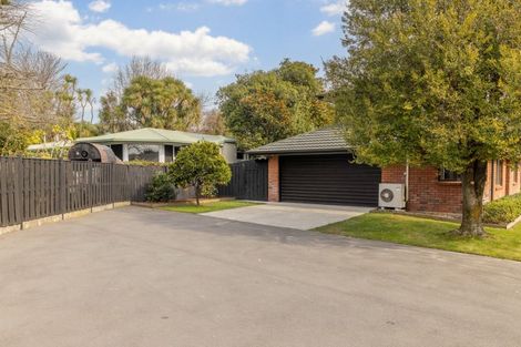 Photo of property in 10 Castle Way, Beckenham, Christchurch, 8023