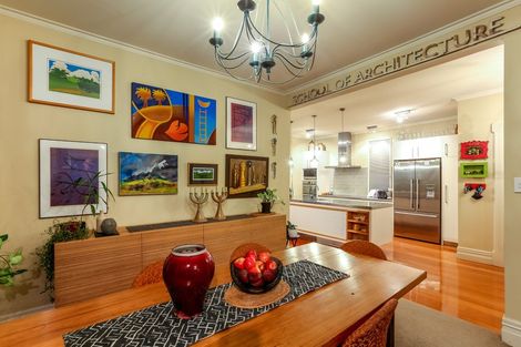 Photo of property in 17 Vivian Street, New Plymouth, 4310