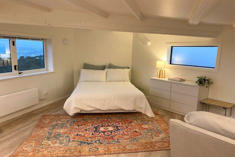 Photo of property in 43 Harbour View Road, Northland, Wellington, 6012